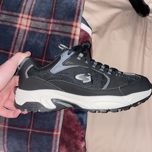 Never worn mens concept 3’s sketchers - Picture 3 of 4